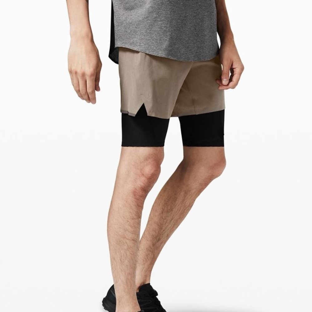 VGUC Lululemon Athletica Diffract Run Short Lined